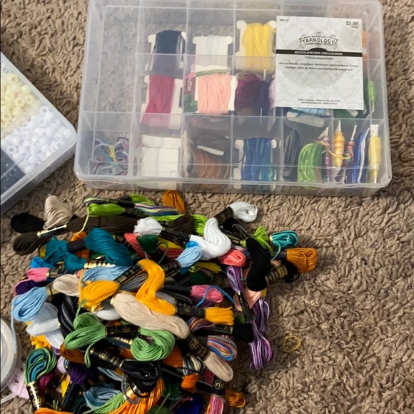 Bracelets, necklaces, anklets etc.. - Picture 3 of 3